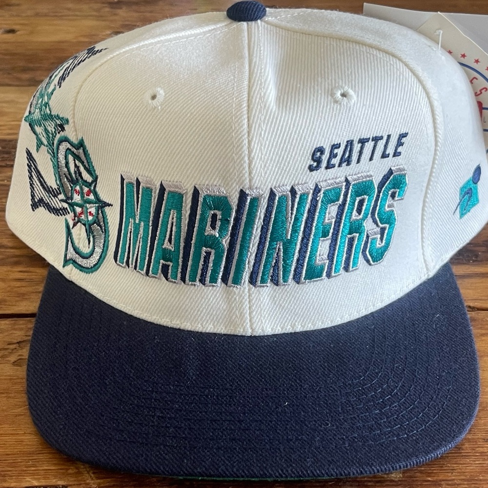 Vintage 90s Seattle Mariners snap back